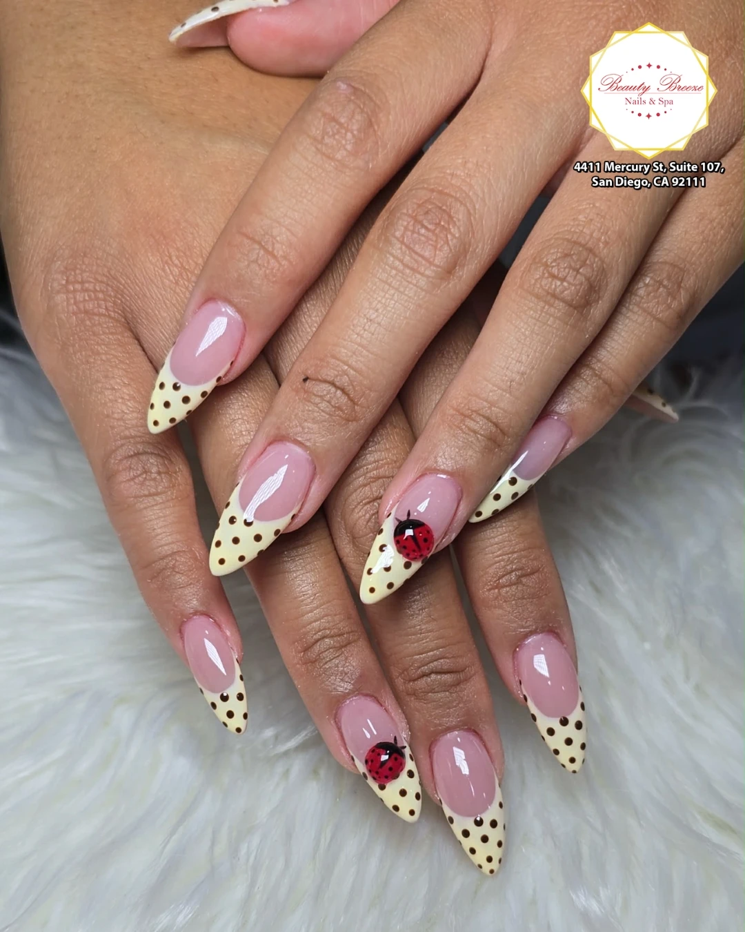 September-inspired nail art ideas